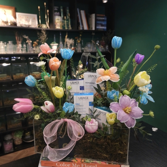 Flower Gift Box - GB050 (chưa bao gồm quà)