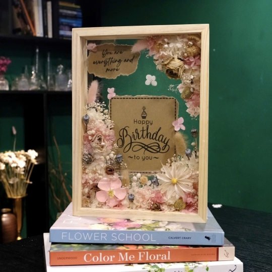 Dried Flower Gift Box - GB055