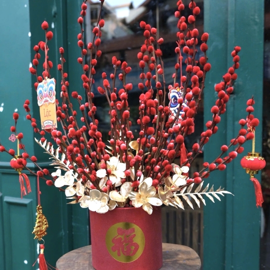 Bình Hoa Nụ Tầm Xuân - T059